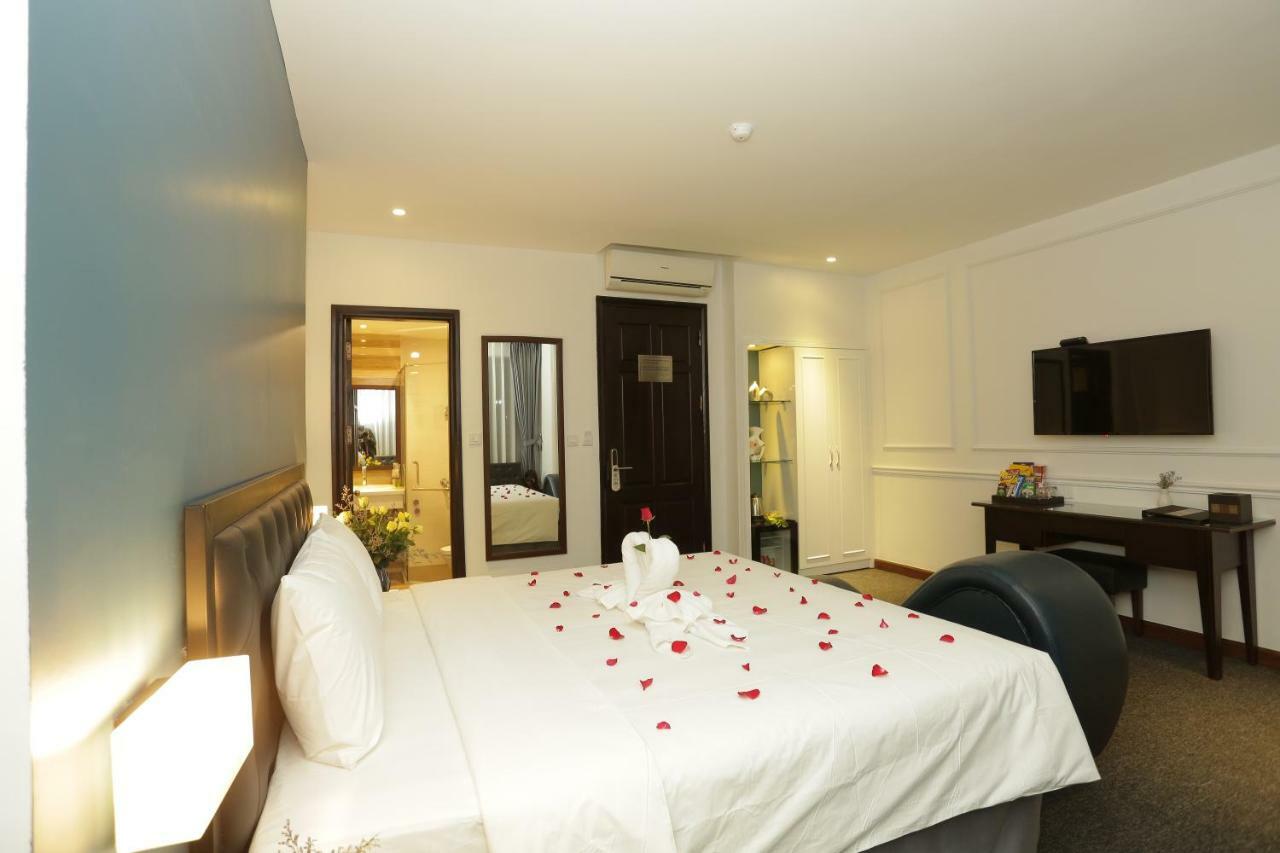 Adeline Hotel Hanoi Zewnętrze zdjęcie