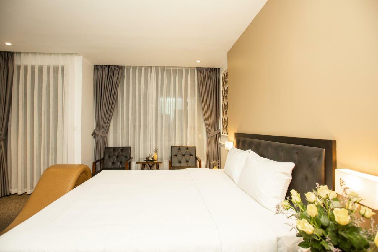 Adeline Hotel Hanoi Zewnętrze zdjęcie