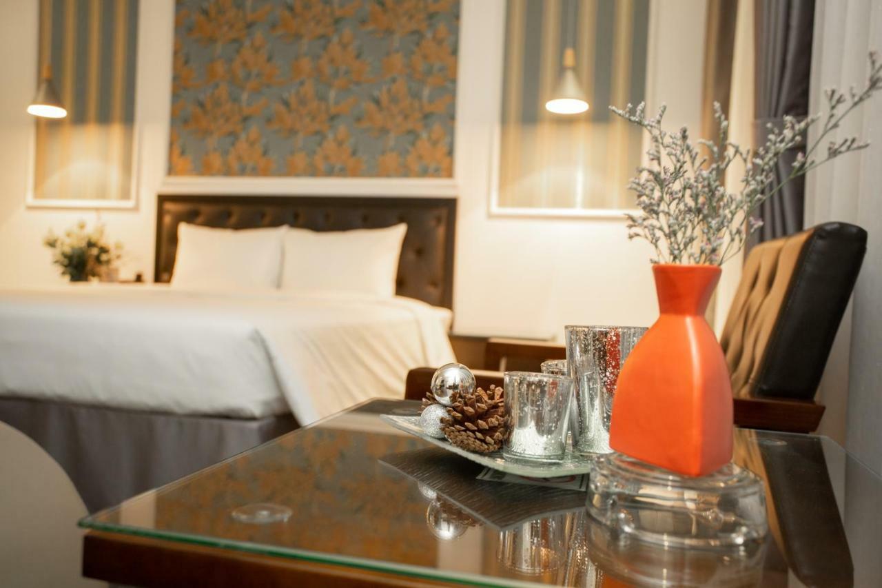 Adeline Hotel Hanoi Zewnętrze zdjęcie
