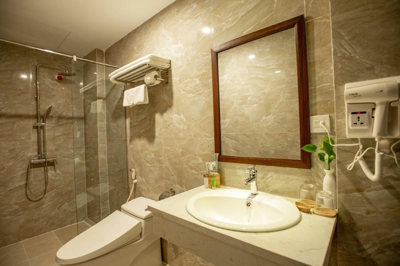 Adeline Hotel Hanoi Zewnętrze zdjęcie