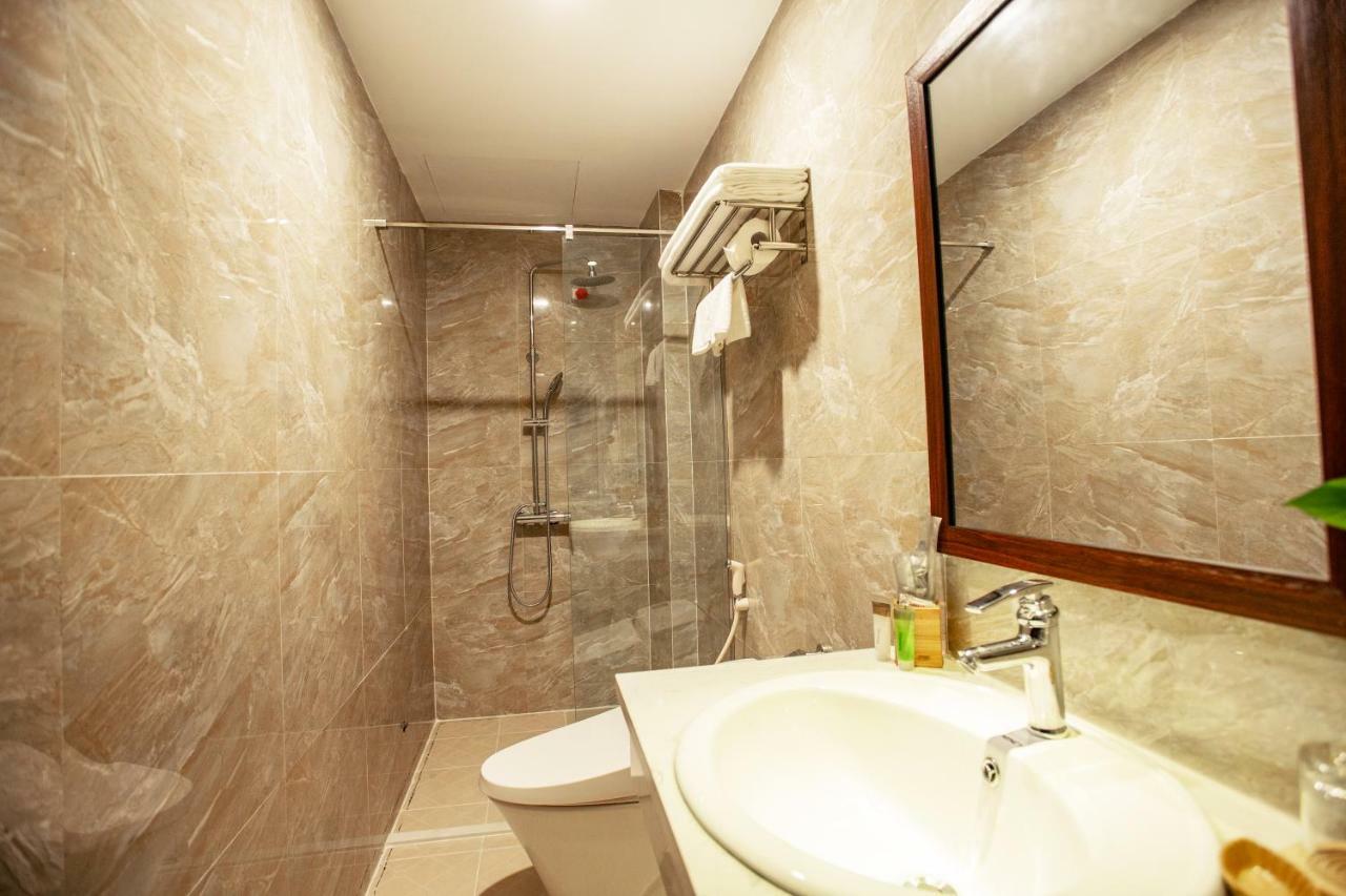 Adeline Hotel Hanoi Zewnętrze zdjęcie